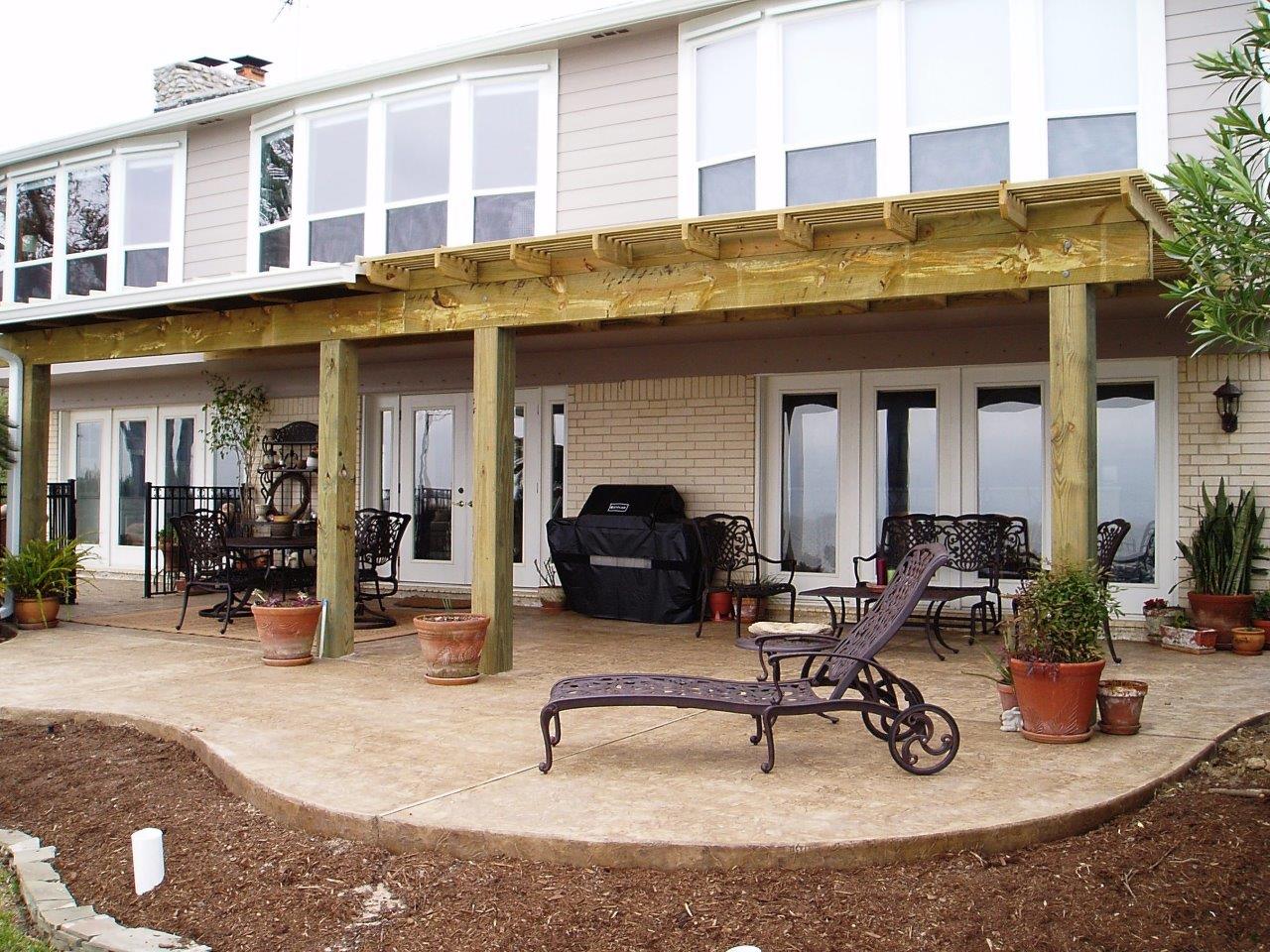 Outdoor Kitchens & Patio covers